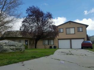 28400 Carry Back Ct, Tehachapi, CA 93561