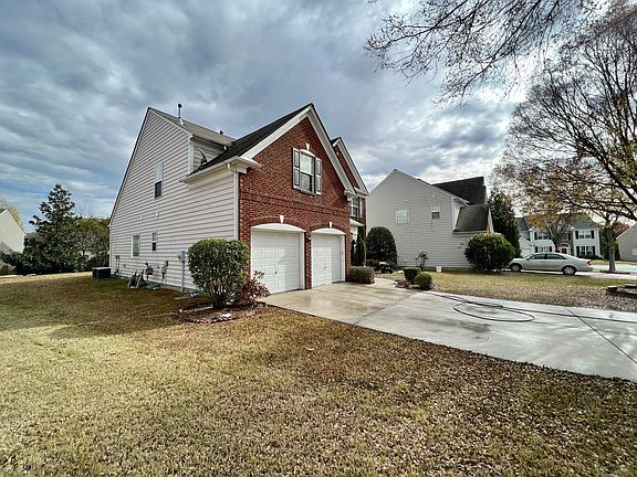 3rd image of 2606 Sweet Bing Ct