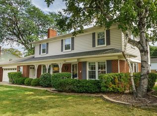 701 S Ridge Ave, Arlington Heights, IL 60005