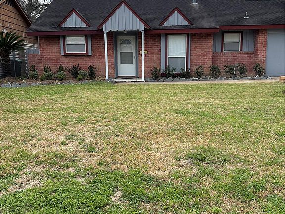3rd image of 4115 Tidewater Dr