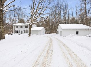 14 Parker Rd, Constantia, NY 13044