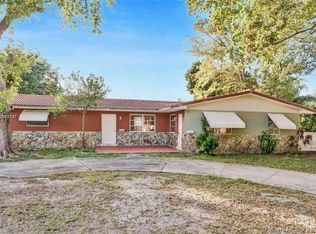 11650 NE 11th Pl, Biscayne Park, FL 33161