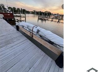 129 Bayside Dr, Baltimore, MD 21222