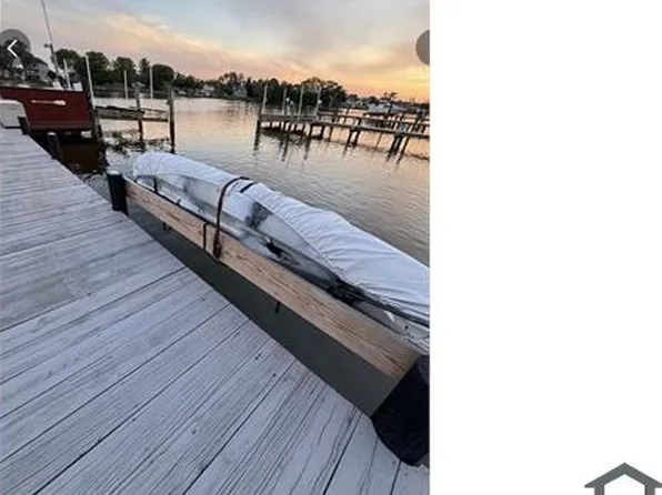 129 Bayside Dr, Baltimore, MD 21222