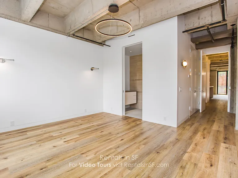 2232 1/2 Webster St — Photo 4