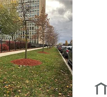 6253 S Michigan Ave — Photo 13