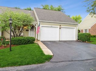 1481 Shire Cir, Palatine, IL 60067