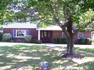 30 Plymouth Ct, Uniontown, PA 15401