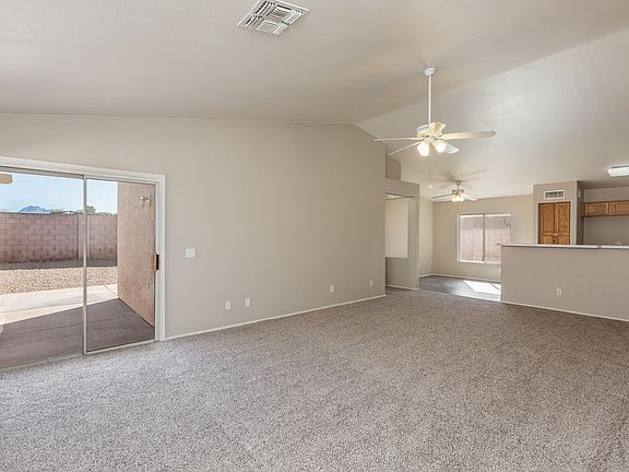 4th image of 957 S Wildrose