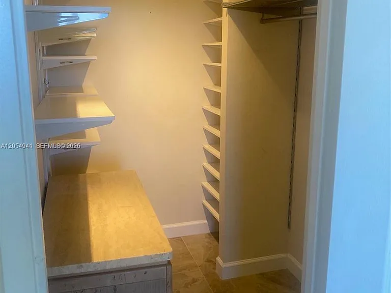1600 SE 15th St #601 — Photo 30