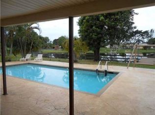 20220 SW 48th Pl, Southwest Ranches, FL 33332