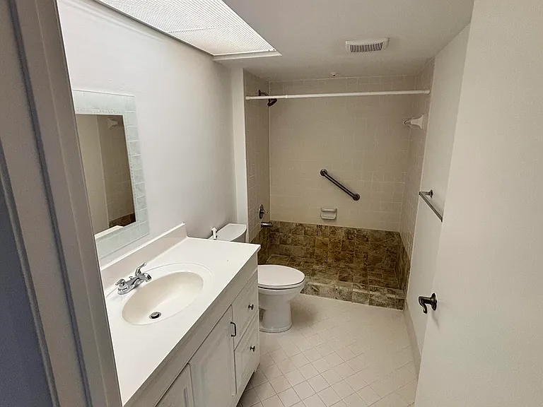 1001 SW 141st Ave #311K — Photo 21