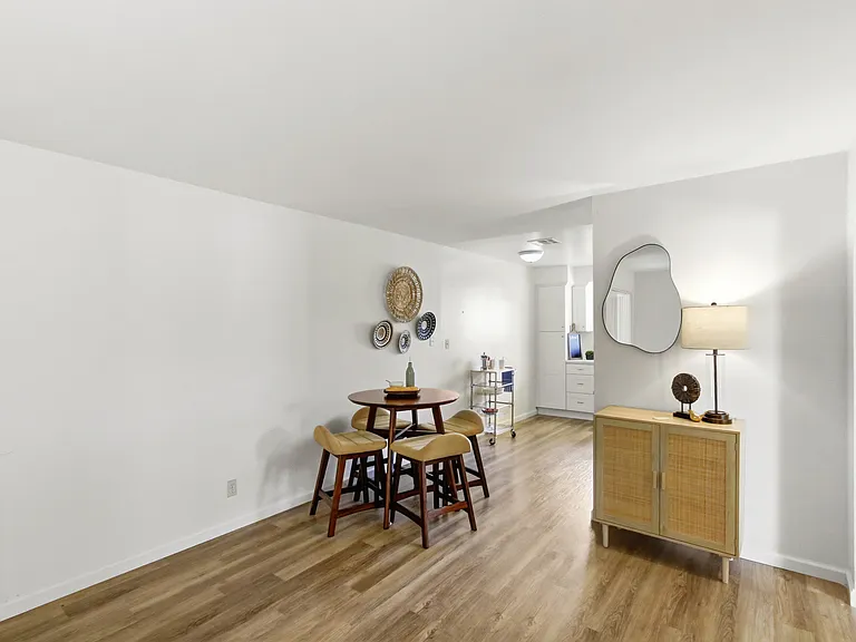 Chestnut Place — Photo 11