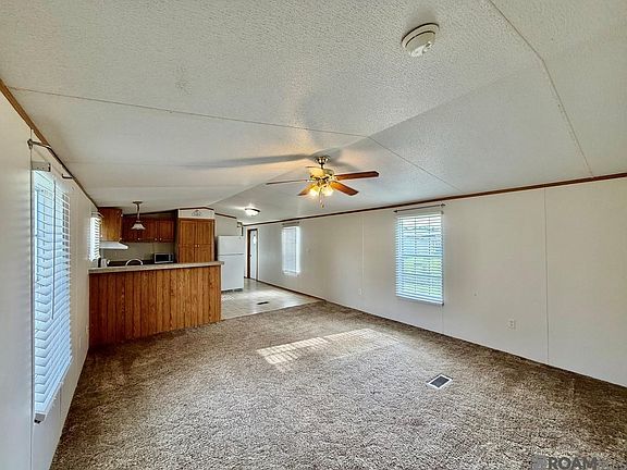 3rd image of 44036 Loop Rd
