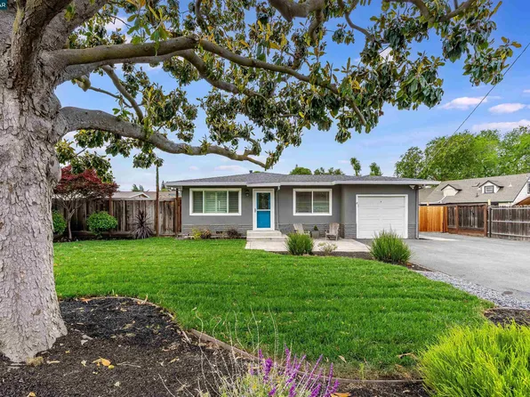 3920 Joan Ave, Concord, CA 94521