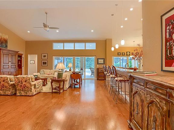 5th image of 7602 Leather Fern Ct N
