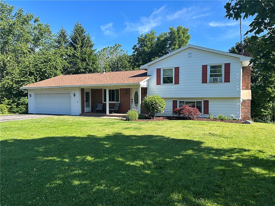 1st image of 77 Gary Dr