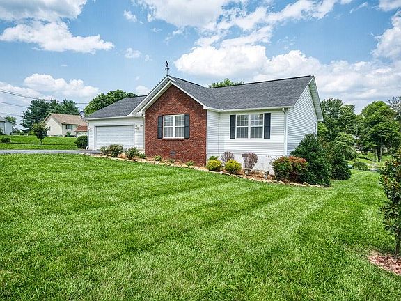 2nd image of 49 Hilltop Dr