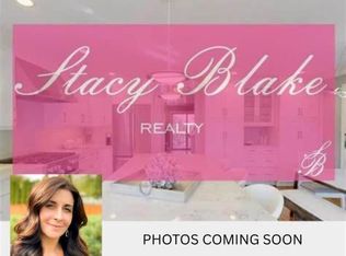 1 Murray Ave, Shelton, CT 06484
