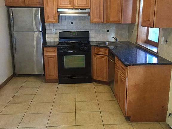 4th image of 947 79th St #1