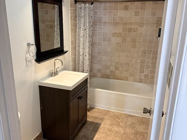 3710 Lynn Dr #2 — Photo 10