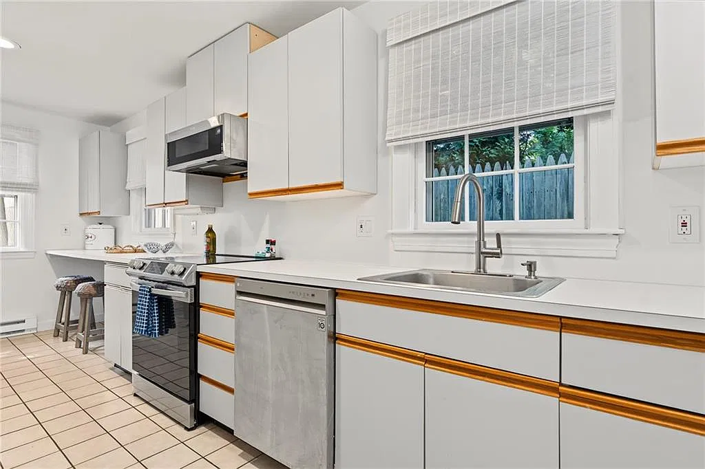 2 bed, 950 sqft, $2,500 — Photo 4