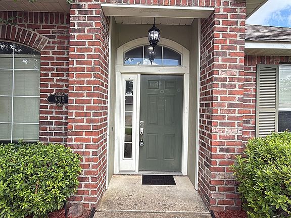 4th image of 9812 Kings Pointe Dr