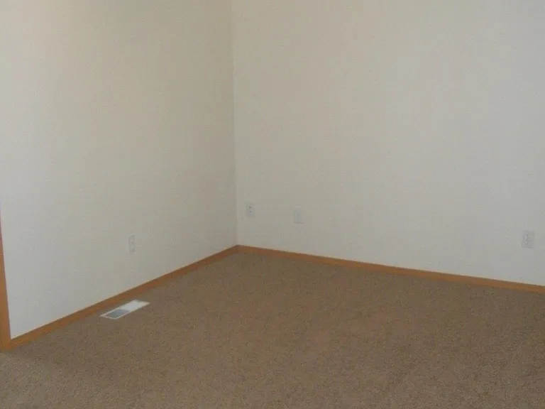 605 Southern Ave #1B — Photo 9