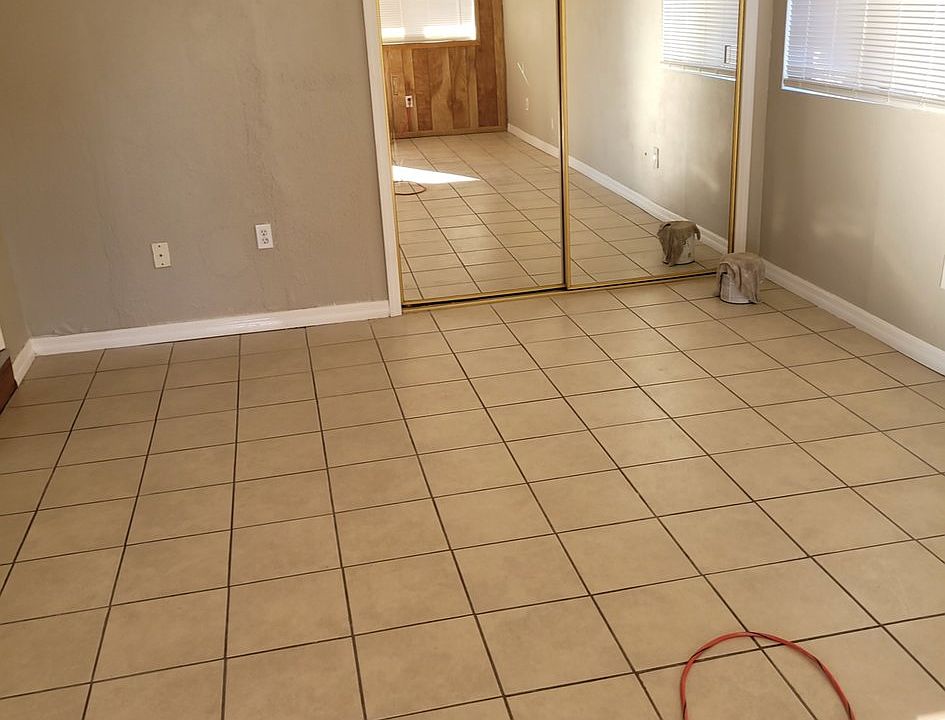 1st image of 280 Moser Ave