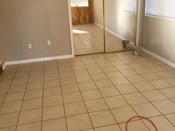 280 Moser Ave #A, Bullhead City, AZ 86429