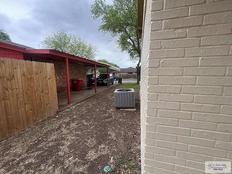 4883 Camino Verde Dr — Photo 22