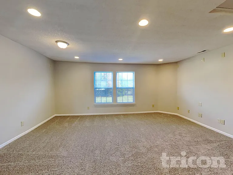 6219 Monteo Ln — Photo 16
