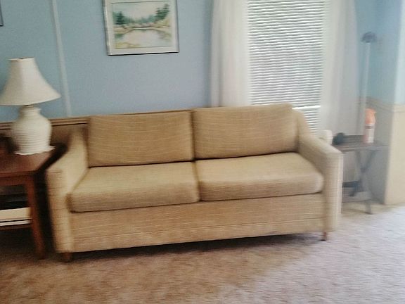 EXTRA HIDEABED IN EXTENDED LIVING ROOM