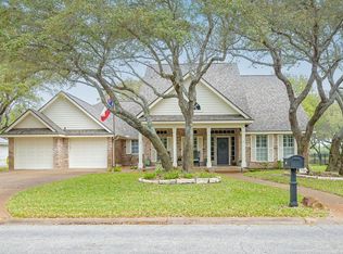 407 Champions Dr, Rockport, TX 78382