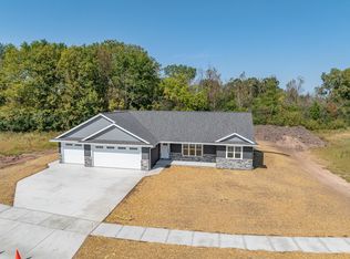 2546 Meyer Way, De Pere, WI 54115