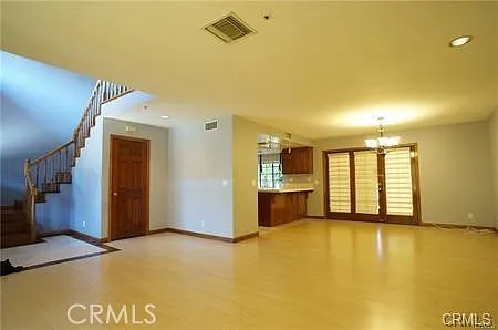 333 Genoa St — Photo 9