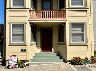 159 13th St #3, Pacific Grove, CA 93950