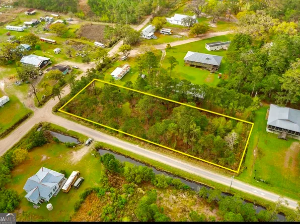 24 E West Autobahn, Sapelo Island, GA 31327