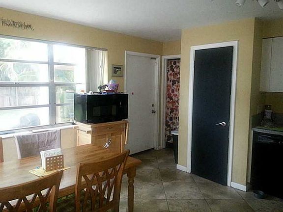 5th image of 9452 SW 52nd Ct