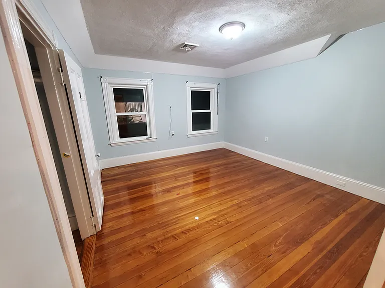 125 Devon St #3 — Photo 10