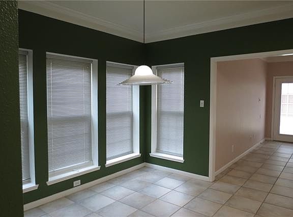 4th image of 4004 Barnett Dr