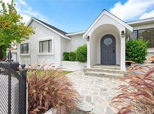 18505 Linnet St, Tarzana, CA 91356