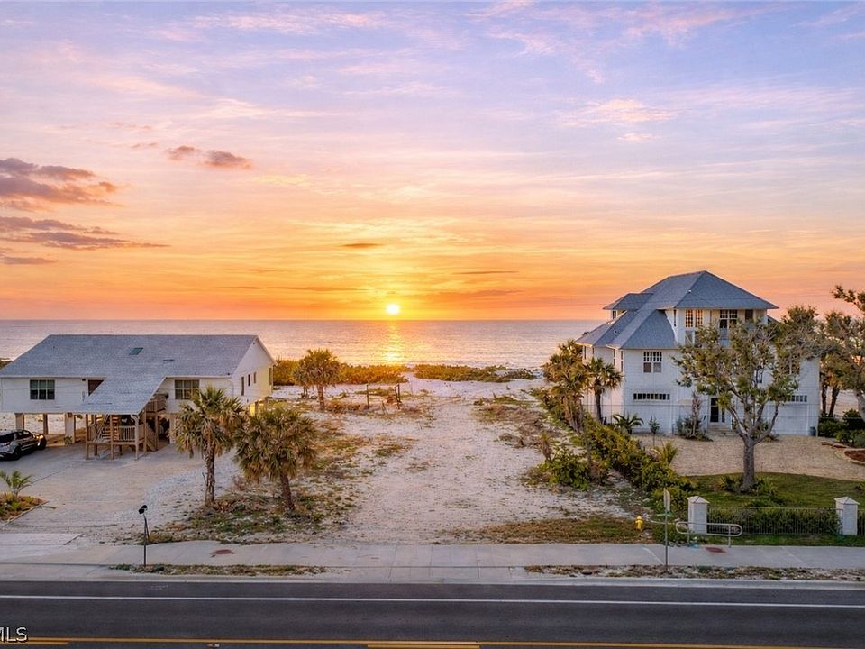 1st image of 7986 Estero Blvd