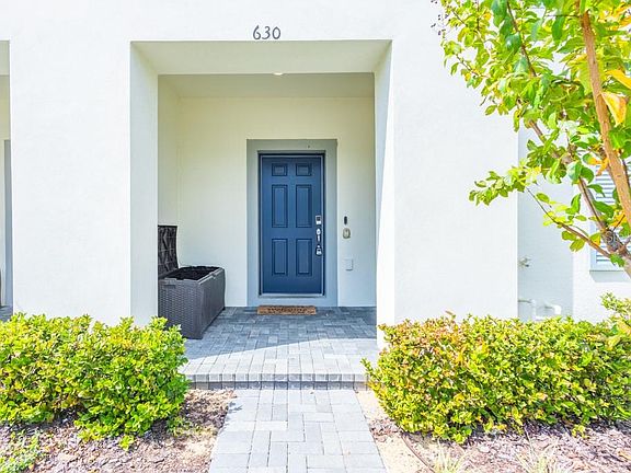 3rd image of 630 JASMINE LANE