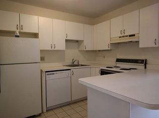616 Boston Ave #8B, Medford, MA 02155