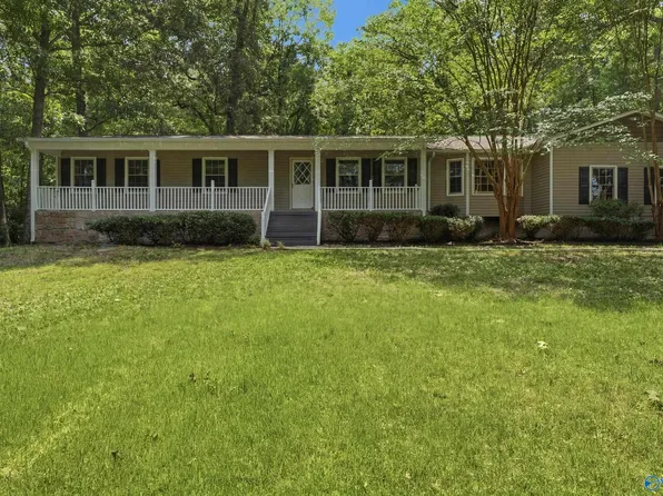 205 Eastwood Dr, Owens X Rds, AL 35763