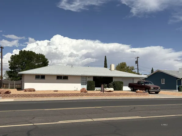 413 S Navajo Dr, Page, AZ 86040