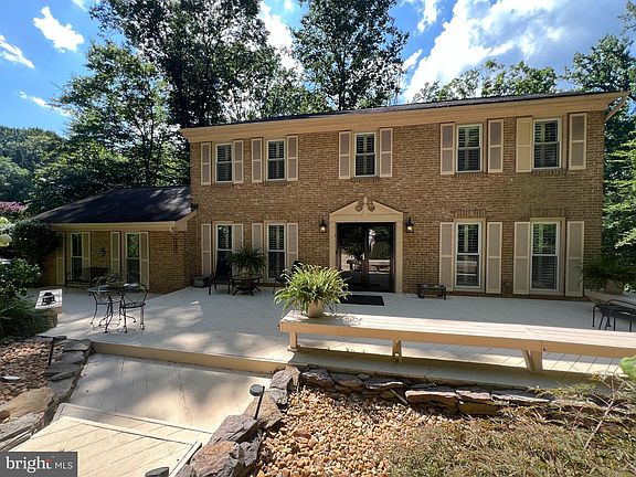 3rd image of 6224 Ballsford Dr