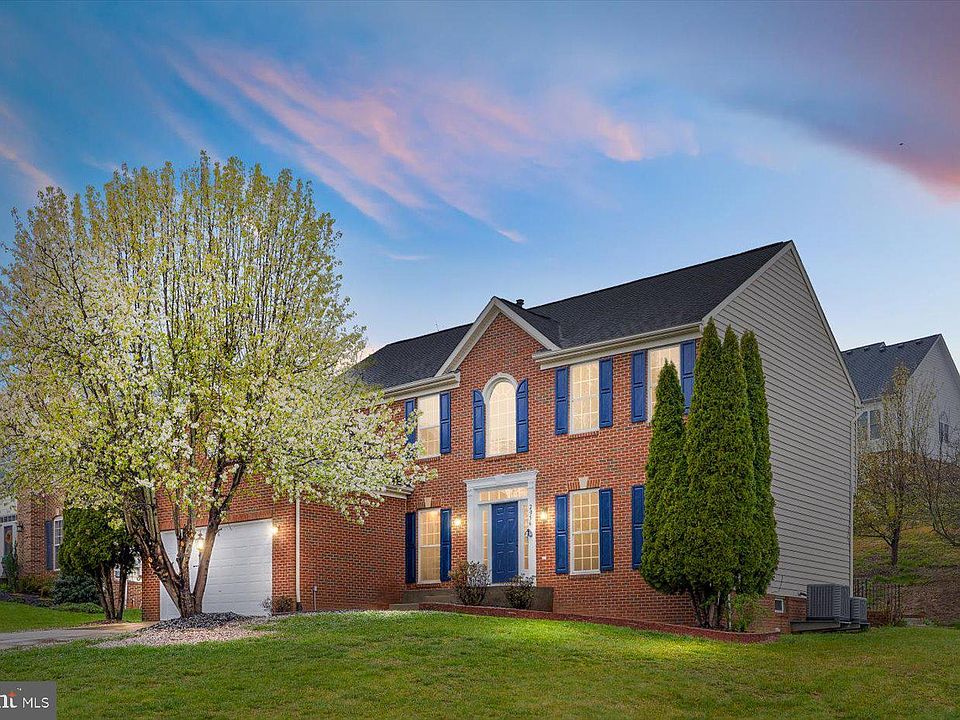 1st image of 2056 Golf Dr
