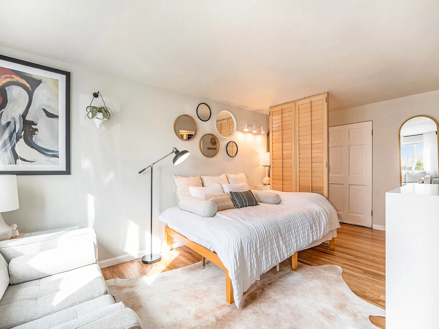 2480 W Caithness Pl — Photo 4
